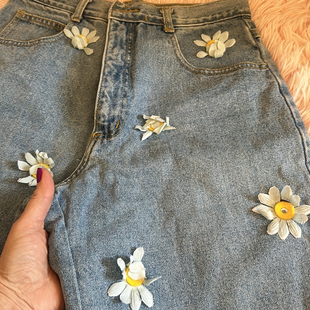 Original Express store vintage Jean shorts. Get your hippie daisy feel on.